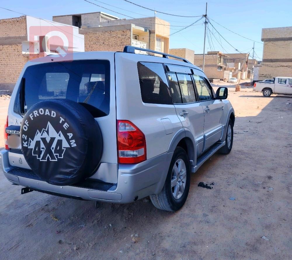 ميتسوبيشي باجيرو